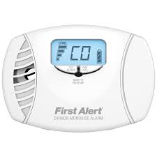 Carbon monoxide alarms detect the poisonous gas and provide early warning. First Alert Frust Free Dual Power Carbon Monoxide Plug In Alarm With Battery Backup And Digital Display Co615ff Buy Online In Dominica At Dominica Desertcart Com Productid 34860749