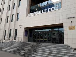 Departamentul de drept public și științe administrative. Secretara De La Facultatea De Drept PrinsÄƒ Cu È™pagÄƒ A Fost MenÈ›inutÄƒ In Arest La Domiciliu Stiri Regionale Oltenia Jurnalul Olteniei