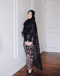 Karena itu, tidak heran jika hingga kini masih banyak. 45 Model Baju Brokat Gamis Atasan Modern Terbaru 2020