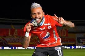 Por ahora, américa ha confirmado la salida de tres jugadores claves como lo son rafael carrascal, yesus cabrera y duván vergara, mientras que se ha confirmado la llegada de david lemos, larry angulo y jorge segura. Se Disputarian Tigres Y Rayados A Duvan Vergara