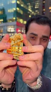 TraxNYC (@traxnyc)’s video of ounce of gold