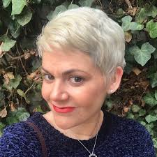 Reacting to a Cancer Diagnosis