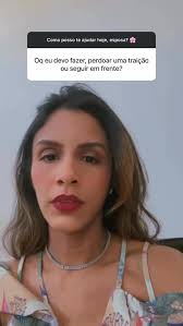 A mulher quer ter a segurança de que ao lado dela tem alguém comprometido.  Ouvir um “eu te amo” é indispensável, mas dizer para ela: eu faço, eu pago,  deixa comigo... Isso