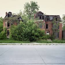 Photo Gallery The Beautiful Abandoned Houses Of Detroit Abandoned Houses Old Abandoned Buildings Abandoned Mansions
