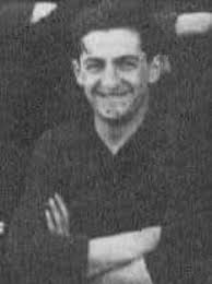 Cultura 🔴⚫️ #CumpleañosLeproso El 23 de marzo de 1978 nace en Firmat  Walter Adrián Lujan, o como se lo conoce ahora, Walter Adrián Samuel que  disputó 42 encuentros con la rojinegra entre