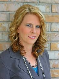 Denise Dix's Instagram, Twitter & Facebook