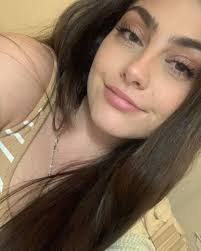 Rianna (@rianna.maee) • Instagram photos and videos