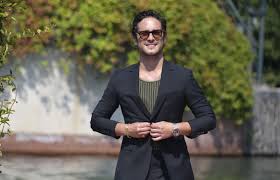 Últimas noticias de diego boneta. Diego Boneta Roba Miradas Durante Sus Apariciones En Venecia