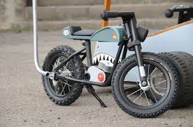 Caferacer Scrambler Bollerwagen Kinderfahrrad Holzfahrrad
