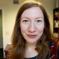 Amanda Tinkle's Instagram, Twitter & Facebook