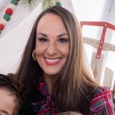 Teresa Pardee's Instagram, Twitter & Facebook