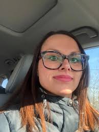 Day 1102: Sassy Lady, 6B and photo shopped background