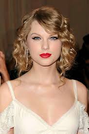 You are so beautiful and wonderful taylor swift ☺️❤😘😍