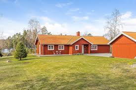 2 ferienhäuser auf kleinen inseln in seen in schweden. Haus In Schweden Kaufen Top 3 Ferienhauser Am See April 2021 Hej Sweden