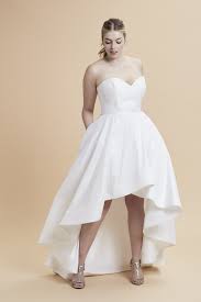 The Perfect Gown For A Second Dress Change At The Wedding Reception Blue Willow Bride Curve Cou Wedding Dresses High Low Short Wedding Dress Reception Dress