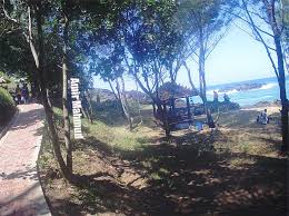 Scopri ricette, idee per la casa, consigli di stile e altre idee da provare. Pantai Menganti Kebumen Kini Semakin Menarik Ini Berbagai Spot Foto Kerennya Blog Kang Amir