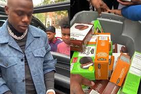 Throughout a healthy stream of threats and braggadocio on suge. Dababy Buys All Of Kids Cookies Gives Them Back Watch Xxl