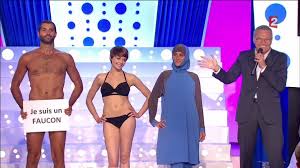 En 2004, il intègre l'émission les hyènes de caroline diament, aux côtés de julien cazarre et thomas séraphine. Julien Bellver On Twitter Le Morandinigate Dans Onpc