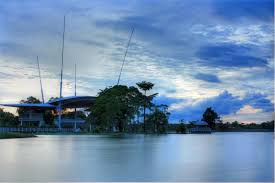 This town boasts a science park which is considered to the cyberjaya is a small town but it has a vast scope of activities for the kids and adults which adds an excitement to the entire visit. Cyberjaya Lake Garden Lake Garden Amazing Sunsets Places
