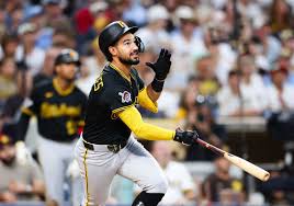 The Pirates end their losing streak with an extra-innings win against the Padres