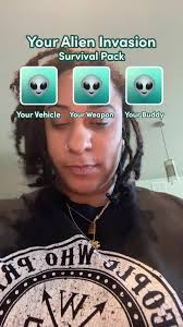 Candace Phillips (@candilocs3_)