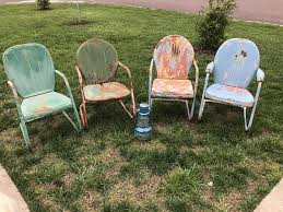 Almost A Great Set Of Vintage Metal Lawn Chairs Starting From The Left Is An Arvin Then A Warmack Then Tw Metal Lawn Chairs Metal Rocking Chair Retro Chair
