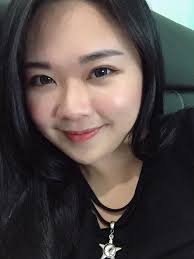 自从用了ⒹⒺ ⒸⒶⓇⒾⓄ，粉底都不用了。 只需要∂υσ ѕєт和ωαтєя  gℓσω打底就这样出门。要是想再好看点，上个眼妆、晒红、口红就可以了😉我平时最简单快速的妆容～完成了不油腻又好气色😍 想要了解用我提供的方式😆  最近超级敏感的微商话题，欢迎信息和微信 ...