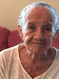 Hermosa mujer y dama puertorriqueña,sin...