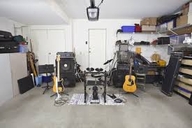 Music Practice Rooms And Home Music Studio Ideas Home Studio Music Band Rooms Garage Band