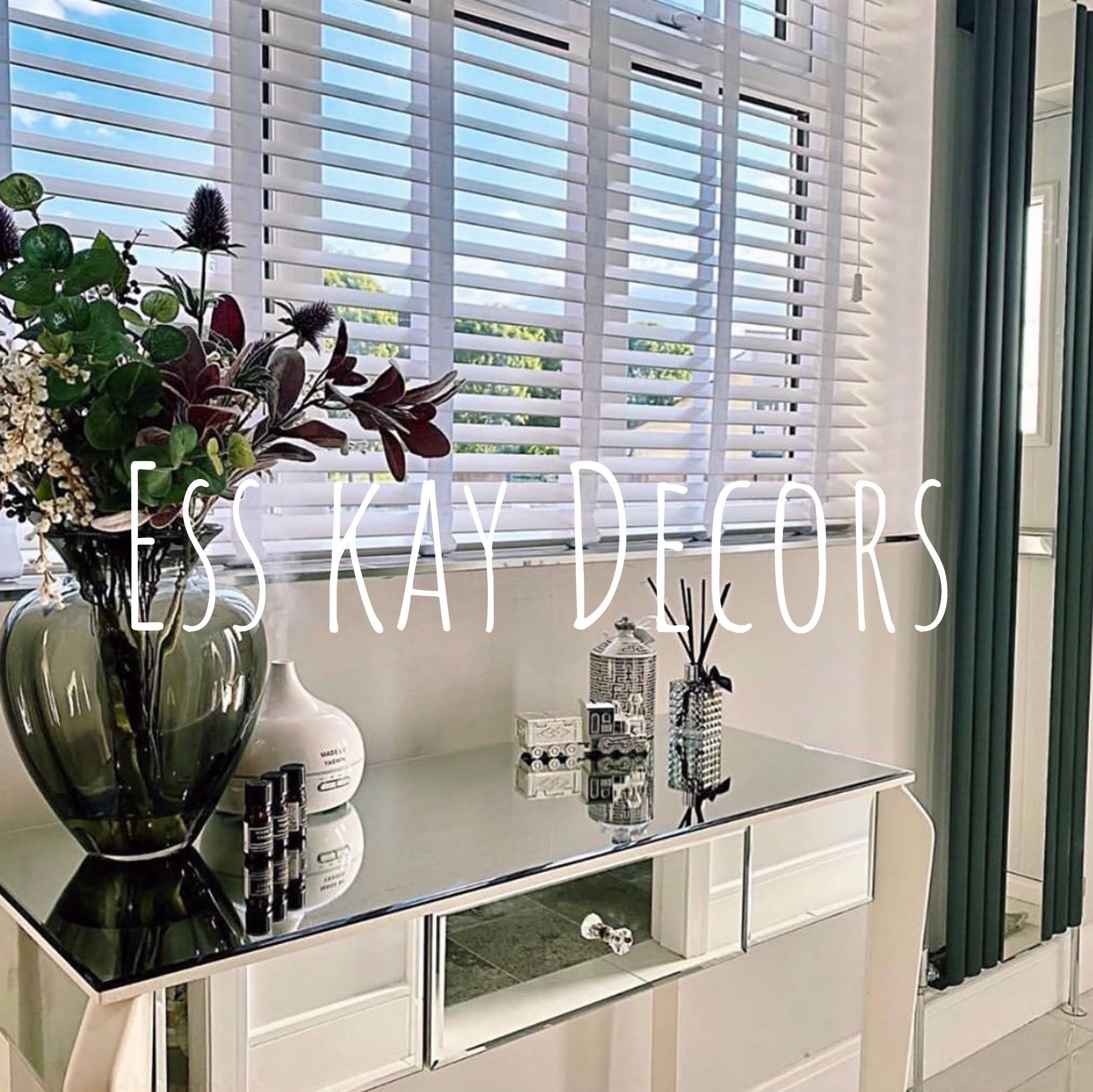 Wooden blind product image