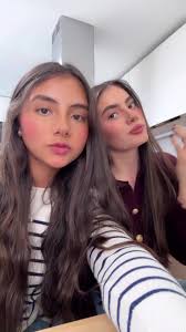 Las Hermanas Camargo