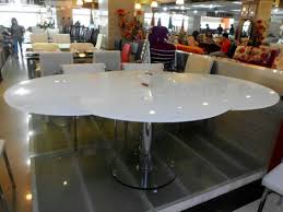 Made from engineered wood, this table is available in different finishes, so no matter your style, this table will work. China Round Extendable Twisting Motion Butterfly Glass Dining Table Manufacturer L818 China Glass Dining Table Extendable Dining Table