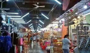 Pasar malam melaka hari khamis. Pasar Malam Depan Taming Sari Ulasan Uptown Pahlawan Walk Melaka Malaysia Tripadvisor