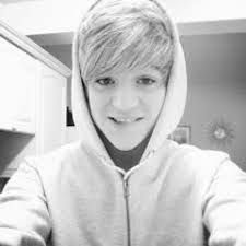 Stream Patrick Roman music