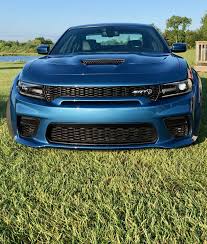 2020 Dodge Charger Hellcat Widebody Family Cars Car Revs Daily Com Dodge Charger Hellcat Dodge Charger Dodge Challenger Srt Hellcat