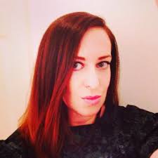 Annie Skinner (@vanaskins)