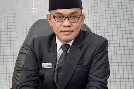 Dalam menjalankan industri perbankan syariah, pihak pembisnis harus mengetahui prinsip bank syariah yang harus dipegang agar tetap dapat berjalan sesuai syariah yang telah di tetapkan. Ombudsman Sumbar Memantau Dan Awasi Penerimaan Cpns 2021 Antara News