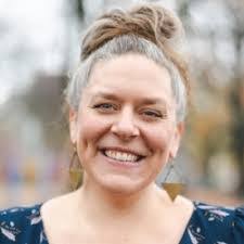 Emily Janssen's Instagram, Twitter & Facebook