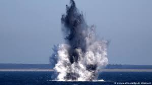 The marine mucilage is a slimy layer of grey sludge that forms when algae is overloaded with nutrients as a result of hot weather and water pollution. Ticking Time Bombs On The Bottom Of The North And Baltic Sea Human Factor Dw 23 08 2017