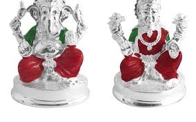 Please provide a valid price range. 12 Perfect Silver Gift Items For Wedding That Everyone Will Love