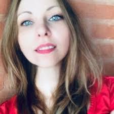 Allison Brandt's Instagram, Twitter & Facebook