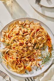 Spicy Crab Pasta With White Wine Sauce Delallo In 2020 Cooking Seafood Delicious Healthy Recipes Spicy Crab