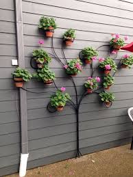 43 Beautiful Flower Garden Ideas For Your Home Flowergarden Gardendecor Gardendecorideas Diy Planters Diy Garden Projects Diy Garden