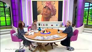 Kemal güneş (zafer ergin), zengin bir sanayicidir. Melek Baykal Bosaniyor Dailymotion Video