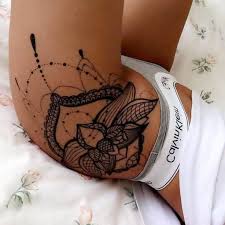 45 Schone Hip Tattoo Design Ideen Fur Frauen Emily Bull Tattoofrauen 45 Schone Hip Tattoo Design Ideen Fur Frauen Emi Tattoo Ideen Tatowierungen Und Tigh Tattoo