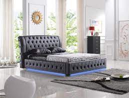Designer ehebett massa mit beleuchtung luxus polsterbett futon bett modern led. Modernes Hotel Design Bett Xxl Betten Luxus Doppel Leder Chesterfield 160x200cm Www Jvmoebel De La Design Chesterfield Mobel Ledersofa Sofa