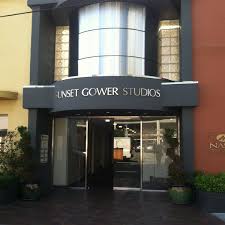 The strip mall remains unchanged as of 2014 and has been described as old west kitsch. Sunset Gower Studios Fernsehsender
