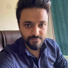 Sumit Advani's Instagram, Twitter & Facebook