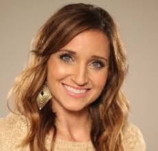 Mindy Webster's Instagram, Twitter & Facebook