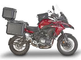 La benelli trk 502 x está orientada tanto para un uso en carretera como para adentrase por pistas y caminos. Givi Engine Guard Tn8703